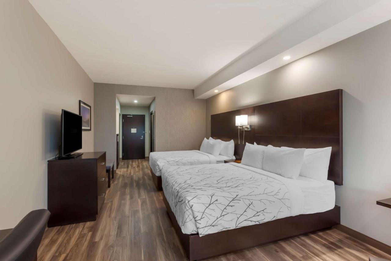 Best Western Premier Northwood Hotel Тимминс Экстерьер фото