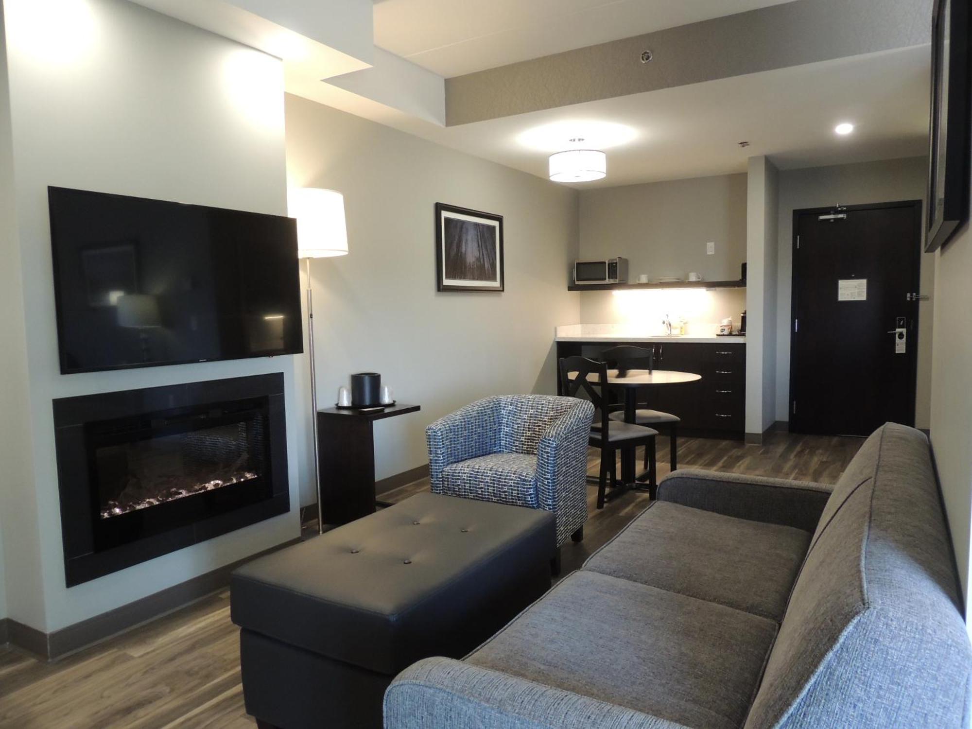 Best Western Premier Northwood Hotel Тимминс Номер фото